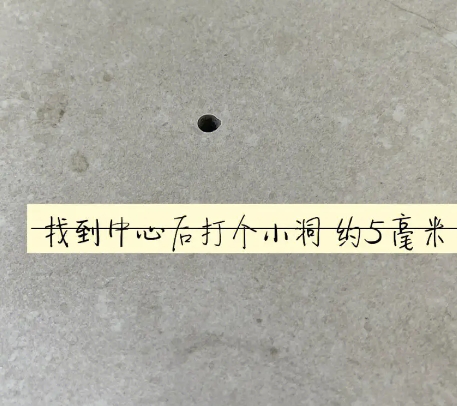 古田瓷砖空鼓维修公司专业解答在瓷砖铺贴过程中，如果砂料搅拌不均匀，将会带来以下问题